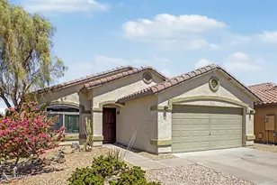 25874 W Whyman St, Buckeye, AZ 85326 - Photo 4