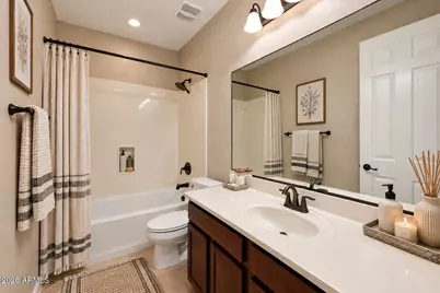 914 S Osborn Lane, Gilbert, AZ 85296 - Photo 16