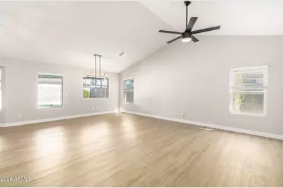 6534 W Grandview Road, Glendale, AZ 85306 - Photo 8