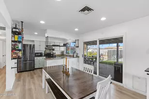 3318 W Pershing Ave, Phoenix, AZ 85029 - Photo 14
