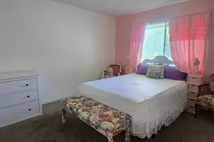 10222 W Forrester Dr, Sun City, AZ 85351 - Photo 18