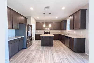 11422 W Foxfire Drive, Surprise, AZ 85378 - Photo 2