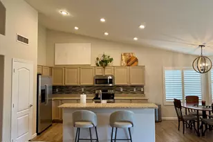 8529 W Willow Ave, Peoria, AZ 85381 - Photo 10