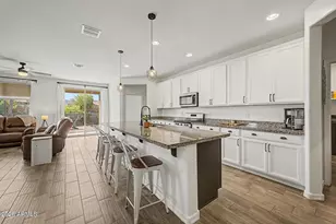 10696 N 188th Dr, Surprise, AZ 85388 - Photo 12