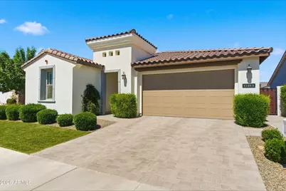 17184 W Rocklin Street, Surprise, AZ 85388 - Photo 2