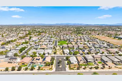 14684 N 158th Lane, Surprise, AZ 85379 - Photo 114