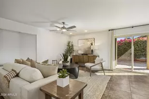 21813 N 40th Way, Phoenix, AZ 85050 - Photo 4