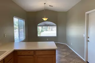 24009 N 21st Wy, Phoenix, AZ 85024 - Photo 10