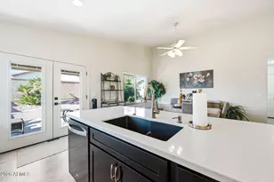 10760 W Louise Dr, Peoria, AZ 85373 - Photo 20