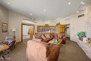 9151 W Greenway Rd, Peoria, AZ 85381 - Photo 28