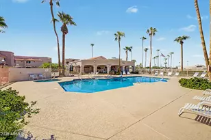 9151 W Greenway Rd, Peoria, AZ 85381 - Photo 24