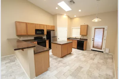 8984 W Nicolet Avenue, Glendale, AZ 85305 - Photo 14