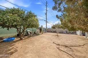3339 W Corrine Dr, Phoenix, AZ 85029 - Photo 16