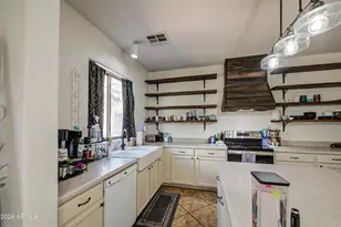 4532 E Oxford Ln, Gilbert, AZ 85295 - Photo 4