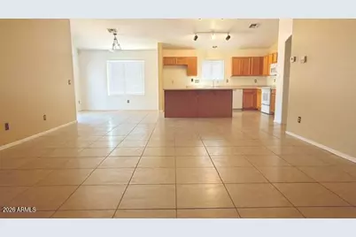 1409 S 107th Drive W, Avondale, AZ 85323 - Photo 6