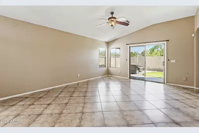 9411 S 35th Drive, Laveen, AZ 85339 - Photo 10