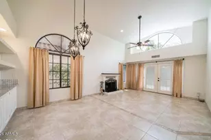 19 W Sarah Ln, Tempe, AZ 85284 - Photo 4