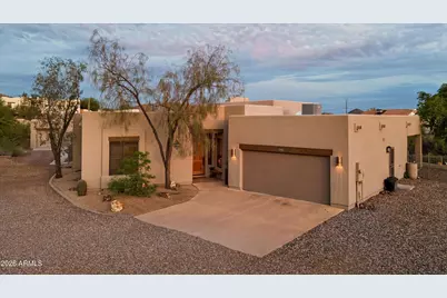 205 W Quartz Rock Road, Phoenix, AZ 85085 - Photo 2