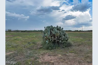 50509 W Iver Road #-, Aguila, AZ 85320 - Photo 26