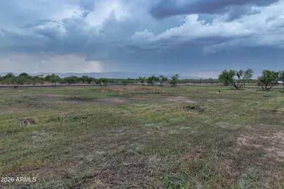 50509 W Iver Road #-, Aguila, AZ 85320 - Photo 24