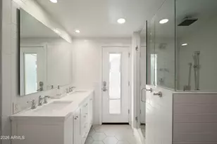 2935 E Flower St, Phoenix, AZ 85016 - Photo 14