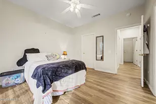 17950 N Somerset Dr, Surprise, AZ 85374 - Photo 20