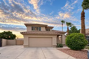 7427 W Hill Ln, Glendale, AZ 85310 - Photo 1