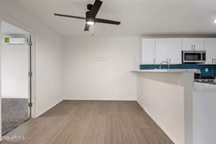 11822 N 76th Dr, Peoria, AZ 85345 - Photo 10