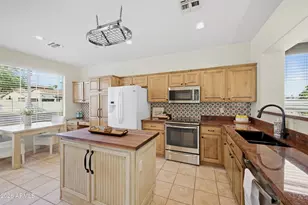1629 W Glenhaven Dr, Phoenix, AZ 85045 - Photo 8
