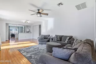941 E Cherry Hills Dr, Chandler, AZ 85249 - Photo 10