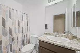 7355 W Hughes Dr, Phoenix, AZ 85043 - Photo 20