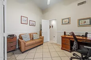 10233 W Daley Ln, Peoria, AZ 85383 - Photo 24