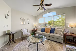 10233 W Daley Ln, Peoria, AZ 85383 - Photo 4