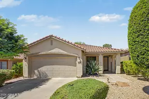 38414 N Pagoda Ln, Phoenix, AZ 85086 - Photo 2