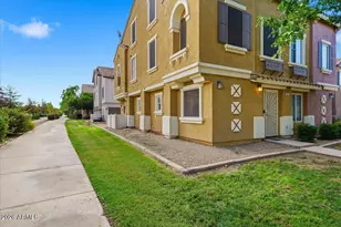 4076 E Jasper Dr, Gilbert, AZ 85296 - Photo 2