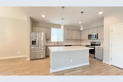 7011 W Townley Avenue, Peoria, AZ 85345 - Photo 14