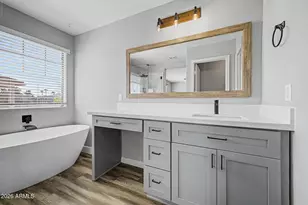 2837 N 73rd Dr, Phoenix, AZ 85035 - Photo 20