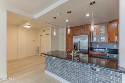 7502 E Earll Drive #3, Scottsdale, AZ 85251 - Photo 2