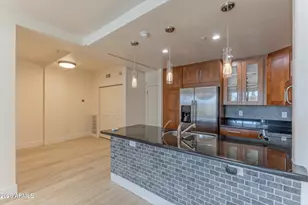 7502 E Earll Dr, Scottsdale, AZ 85251 - Photo 2