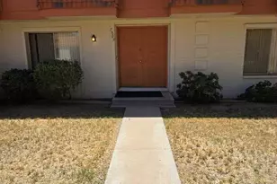 7809 N 49th Ave, Glendale, AZ 85301 - Photo 2