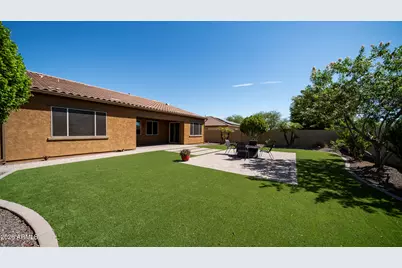 10025 W Sydney Way, Peoria, AZ 85383 - Photo 36