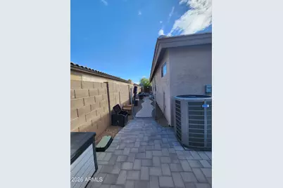 14830 W Watson Lane, Surprise, AZ 85379 - Photo 4