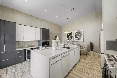 8302 E Heatherbrae Avenue, Scottsdale, AZ 85251 - Photo 16