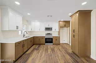7750 W Clarendon Ave, Phoenix, AZ 85033 - Photo 2