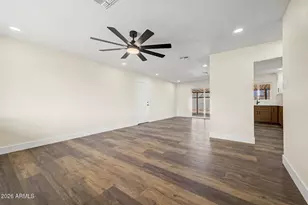 7750 W Clarendon Ave, Phoenix, AZ 85033 - Photo 24