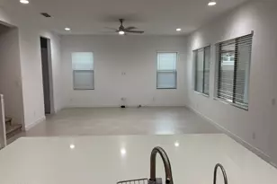 7710 W Crabapple Dr, Peoria, AZ 85383 - Photo 4