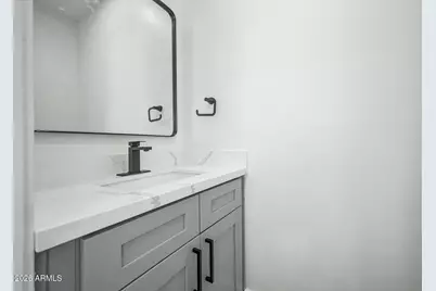 920 E Pasadena Avenue #1, Phoenix, AZ 85014 - Photo 14