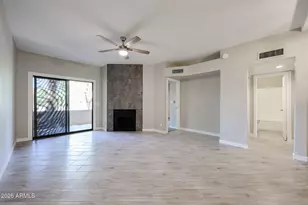 10301 N 70th St, Paradise Valley, AZ 85253 - Photo 2