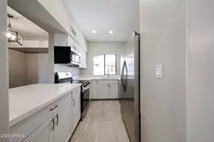 10301 N 70th St, Paradise Valley, AZ 85253 - Photo 6