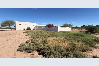 51340 W Iver Road, Aguila, AZ 85320 - Photo 42